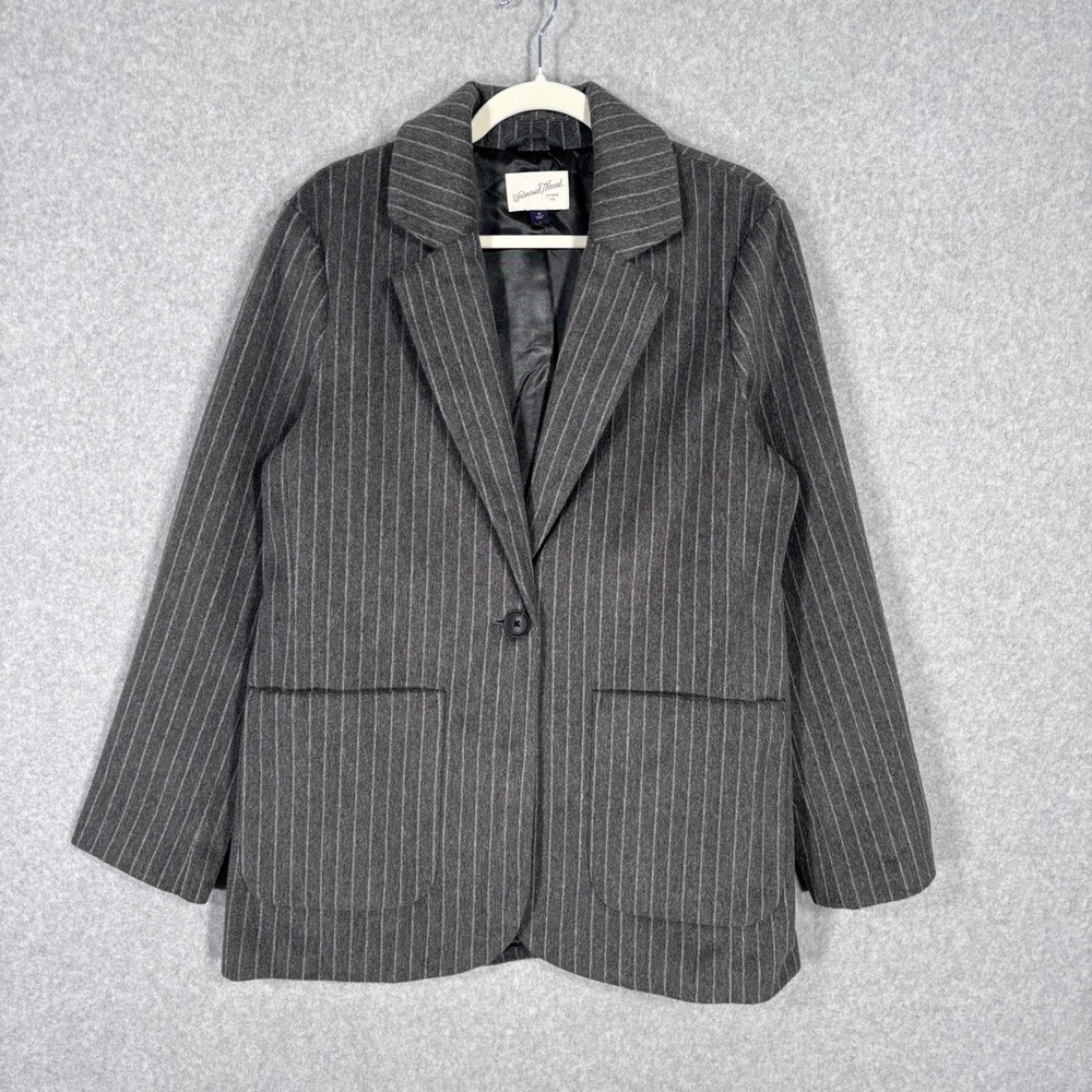 Universal Thread Blazer Medium Gray Pinstripe Masculine Quiet Luxury Minimalist
